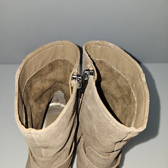 NEW Dolce Vita Camros Ankle Boot Size 8 Truffle Suede Block Heel Harness Western - Picture 10 of 15